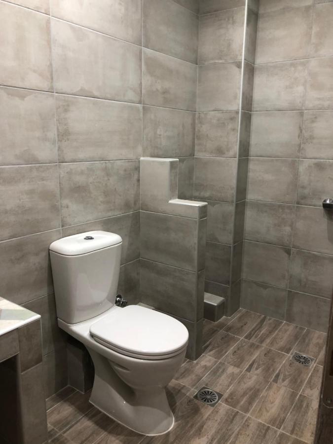 Thealos Inn Vrasná Eksteriør bilde